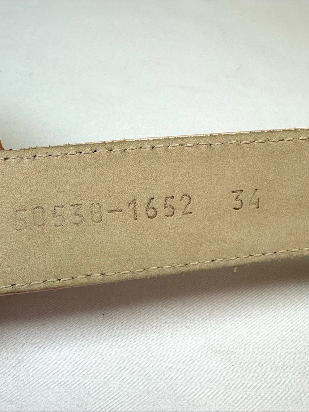 Escada Pink Croc Embossed Leather belt silvertone logo Italy 26-28” holes - Picture 7 of 9